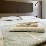 Augusta Hotel 3*
