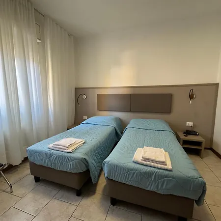 Ξενοδοχείο Augusta