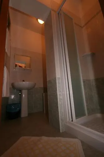 Augusta Ξενοδοχείο 3*