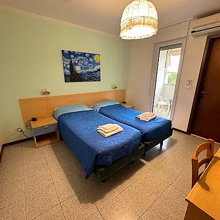 Augusta Готель 3*
